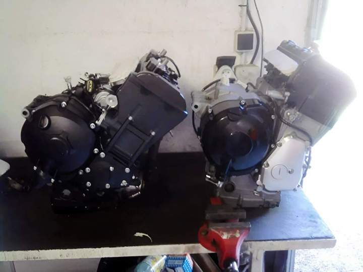 Remplacement moteur moto Saint-Parize-le-Châtel